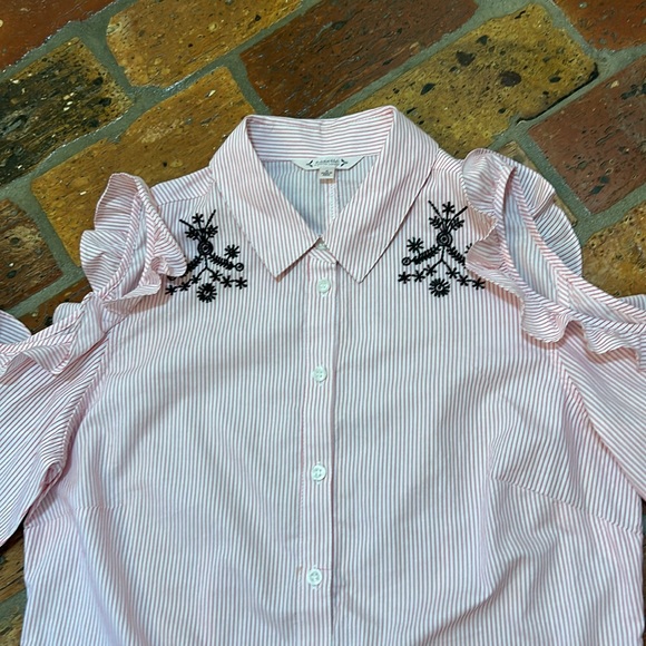 Nanette Lepore Ruffle Cold Shoulder button up shirt szM - Picture 6 of 14